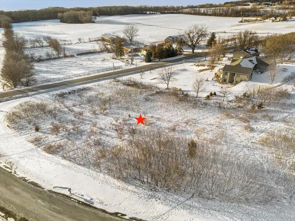 N5571 MAPLEVIEW LANE, Hilbert, WI 54129