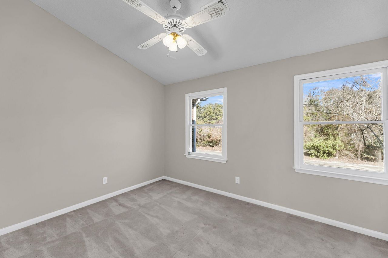 705 Reserve Way Photo 13