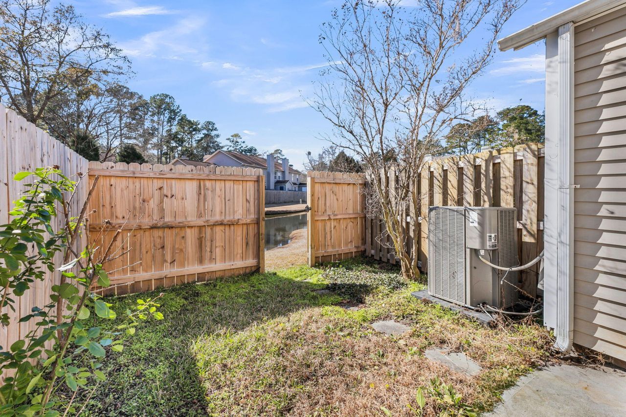 705 Reserve Way Photo 17