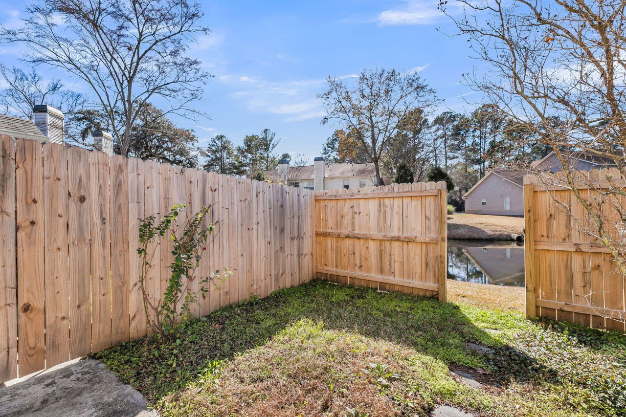 705 Reserve Way Photo 18