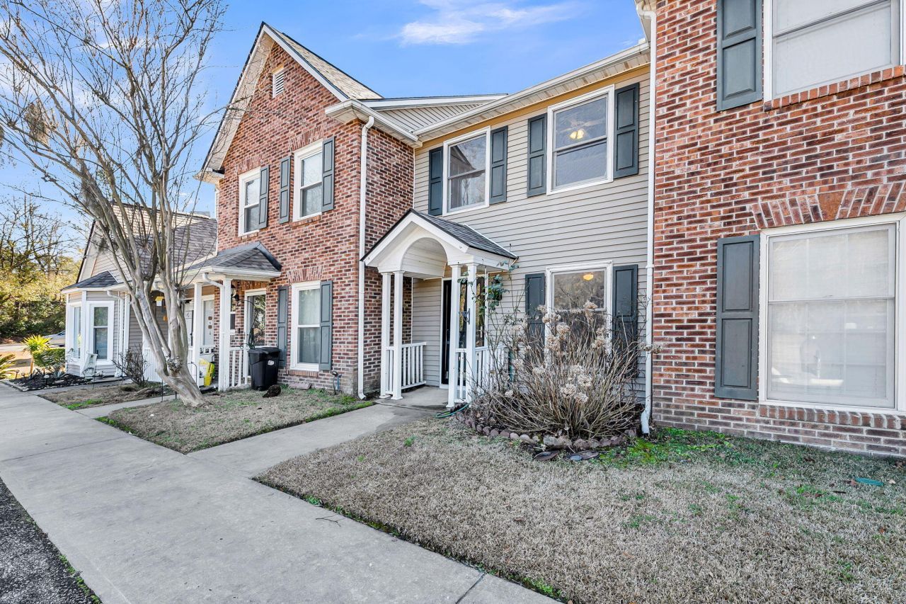 705 Reserve Way Photo 20