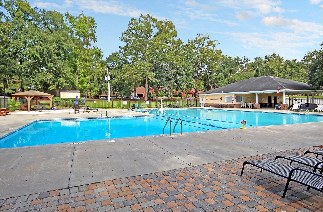 705 Reserve Way Photo 25