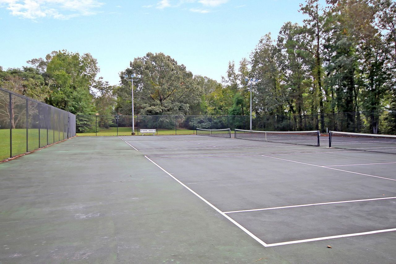 705 Reserve Way Photo 27