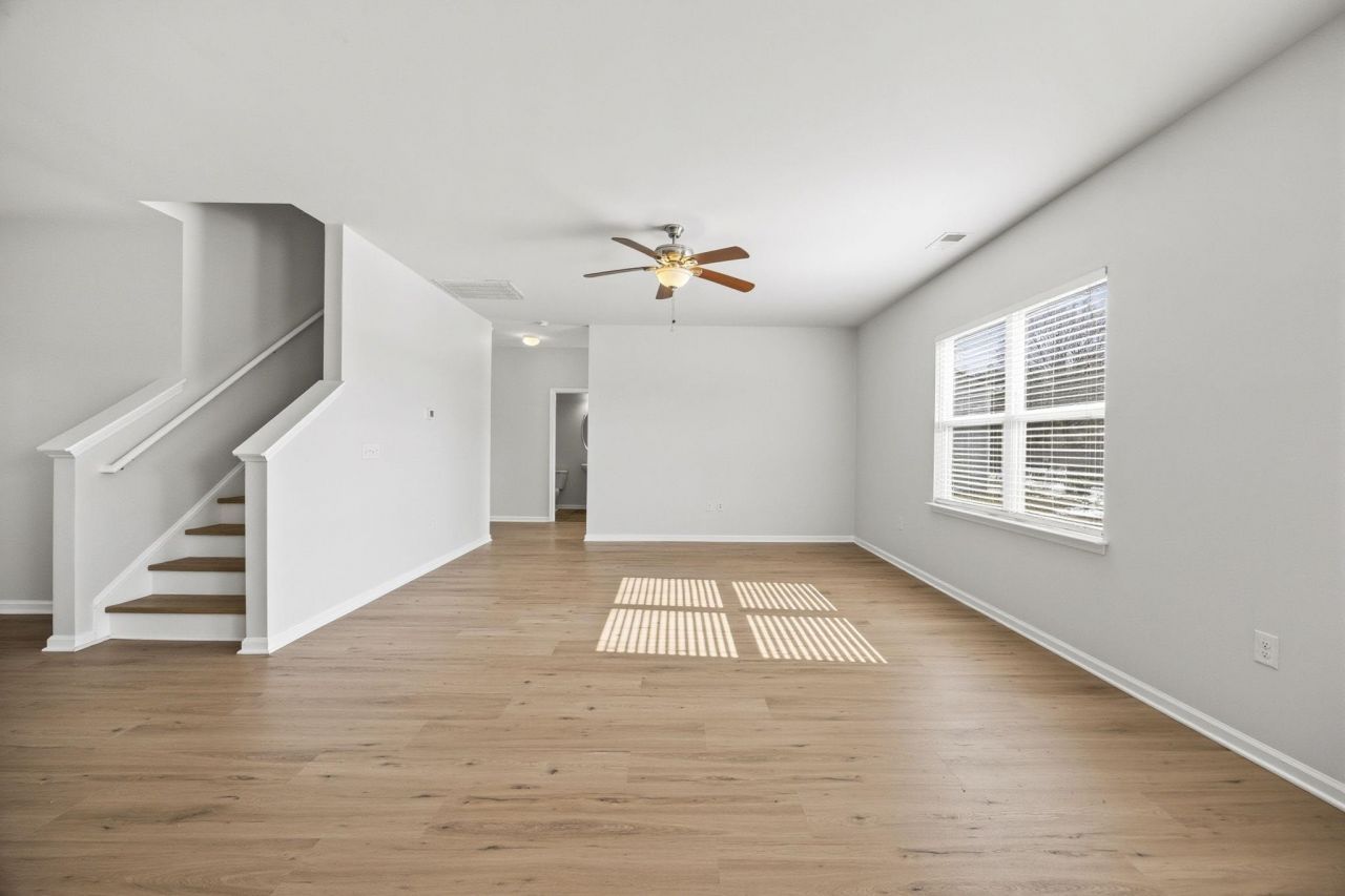 4168 Alvina Way Photo 17