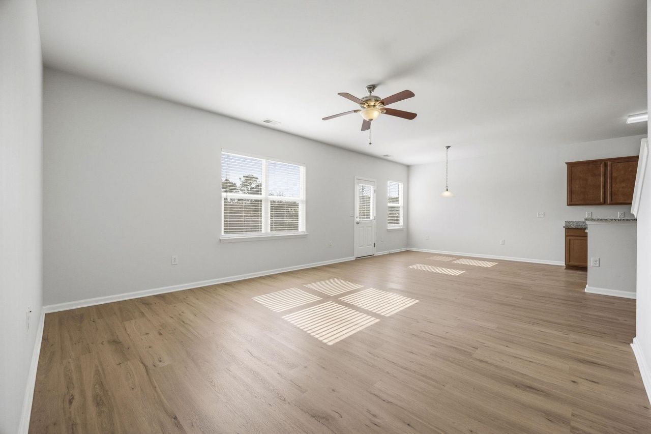 4168 Alvina Way Photo 20