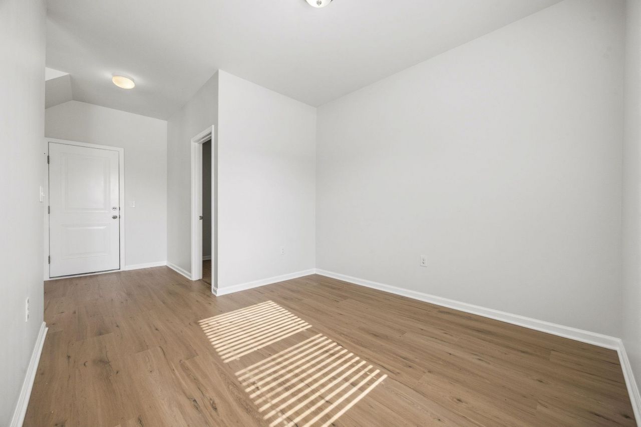 4168 Alvina Way Photo 23