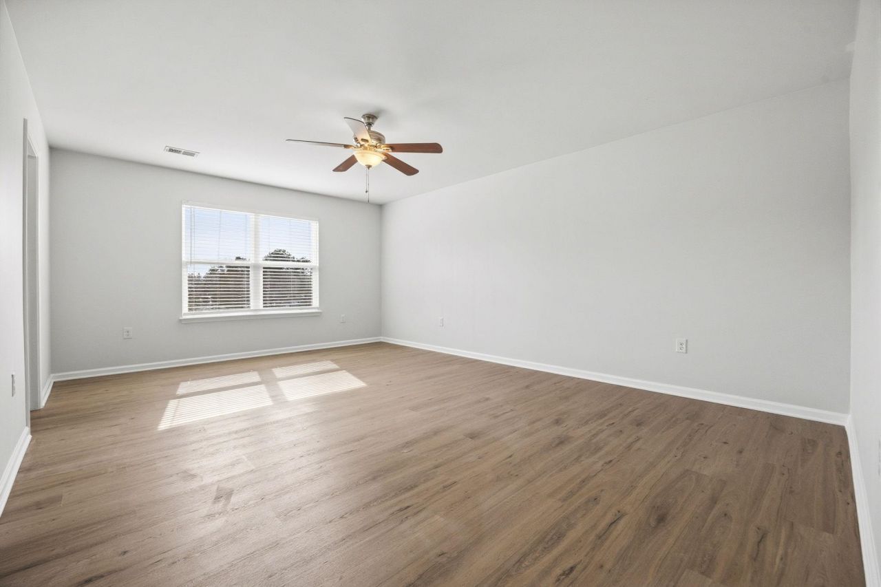 4168 Alvina Way Photo 26