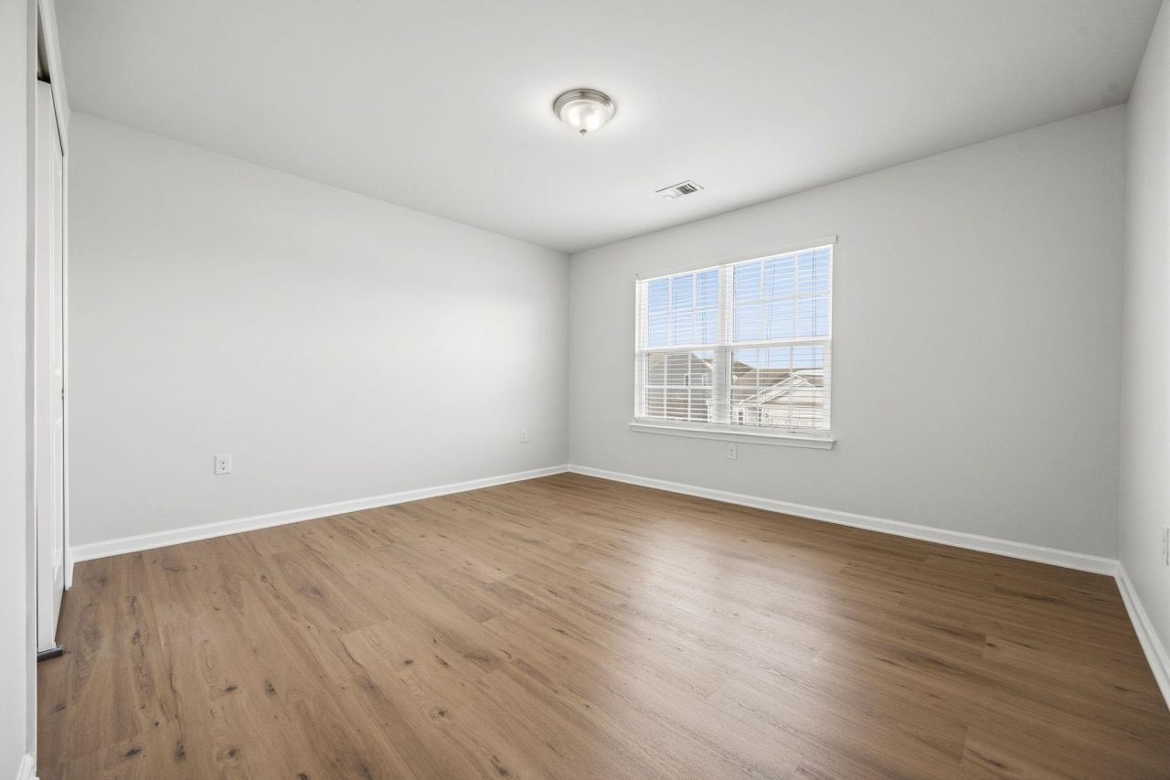 4168 Alvina Way Photo 37