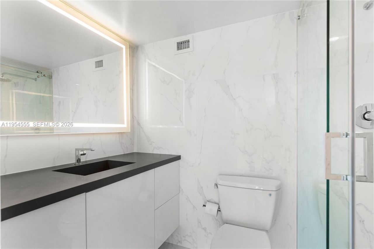 2655 Collins Ave, Unit PH06/08, Miami Beach, FL 33140 Photo