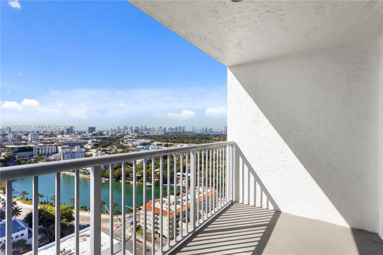 2655 Collins Ave, Unit PH06/08, Miami Beach, FL 33140 Photo