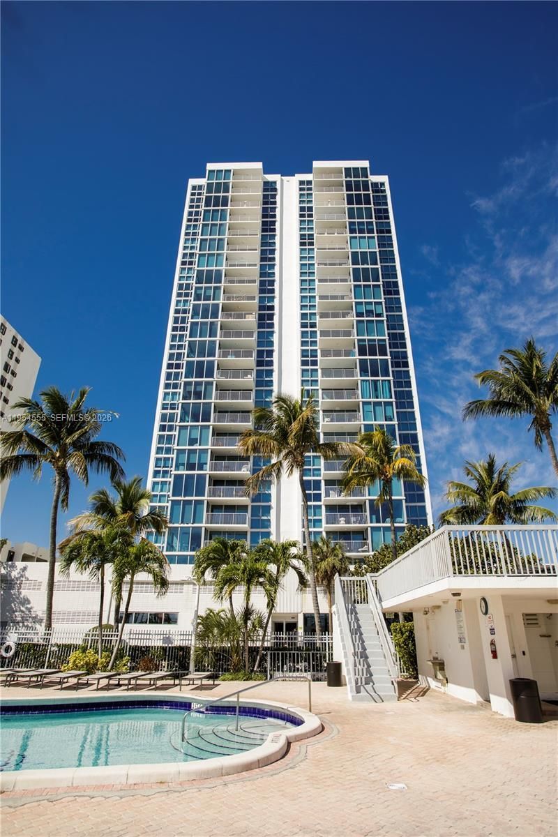 2655 Collins Ave, Unit PH06/08, Miami Beach, FL 33140 Photo