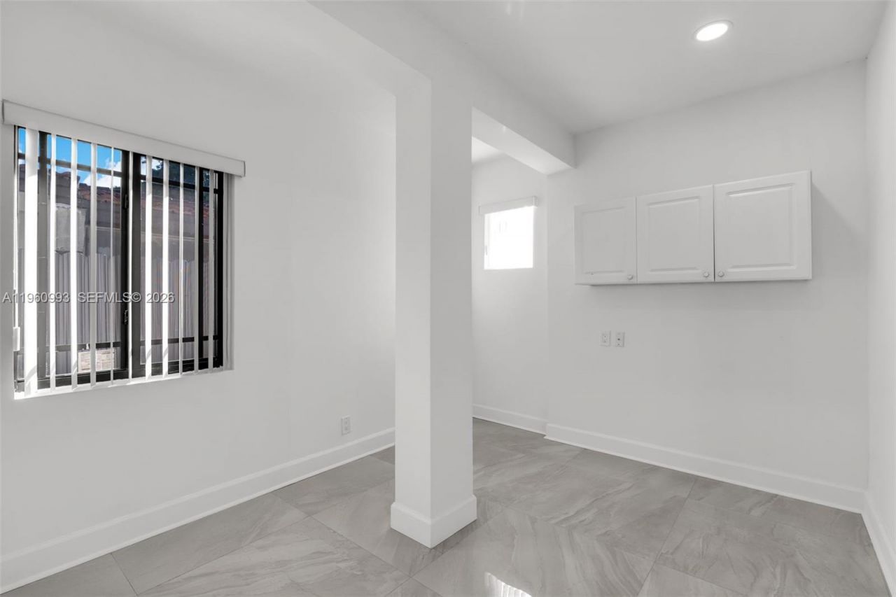 66 NW 73rd Place , Miami, FL 33126 Photo