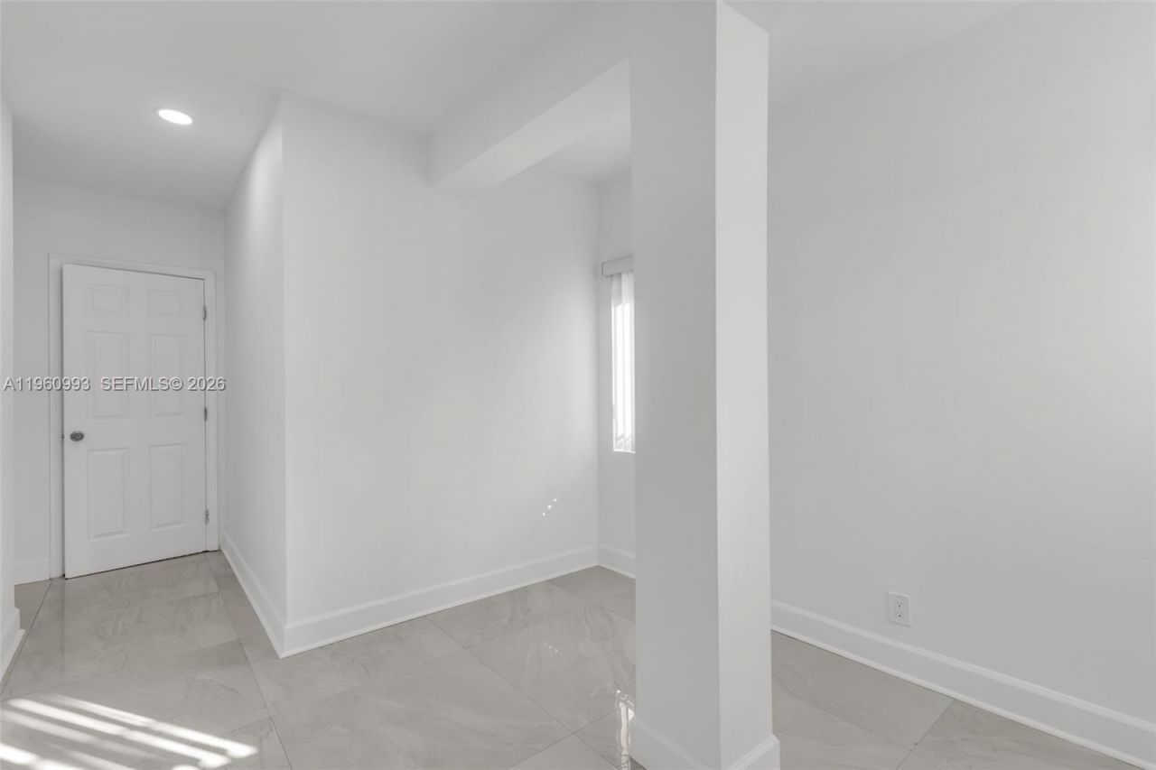 66 NW 73rd Place , Miami, FL 33126 Photo