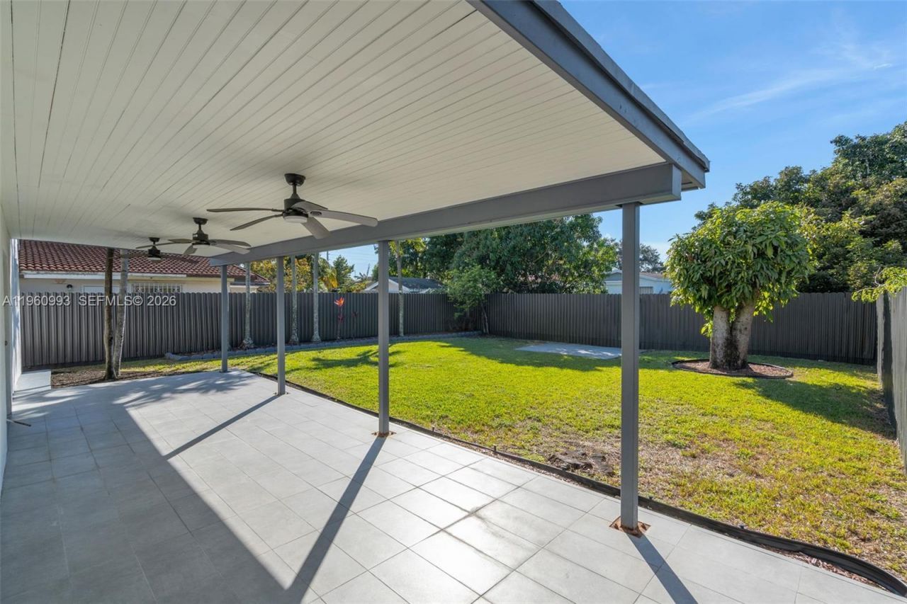 66 NW 73rd Place , Miami, FL 33126 Photo