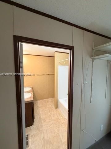 411 SW 131 Ave, Davie, FL 33325 Photo