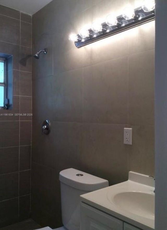 730 NE 139 St, North Miami, FL 33161 Photo