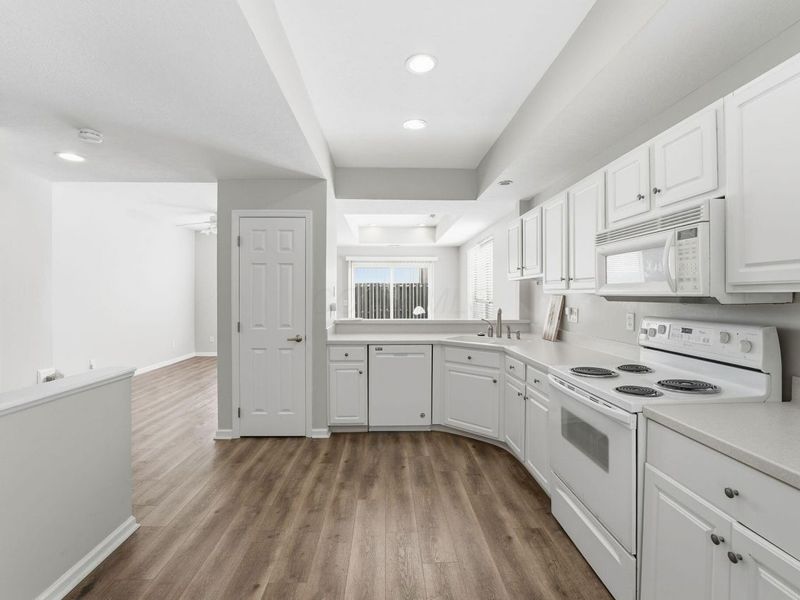 4928 Albany Meadow, Westerville, OH 43081 Photo 6