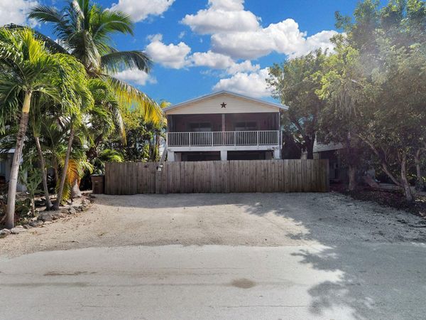 31124 Avenue C, Big Pine, FL 33043