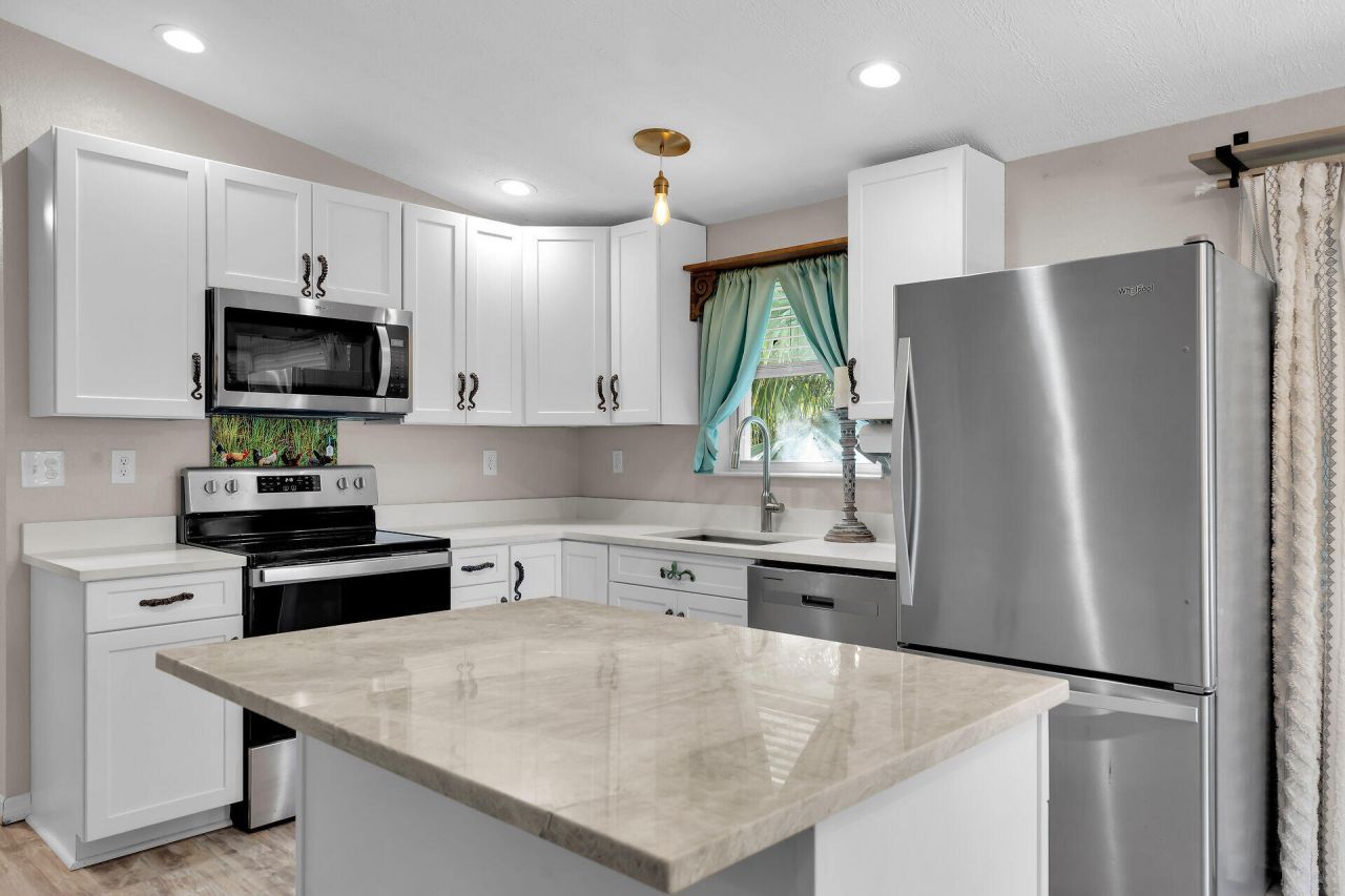 31124 Avenue C, Big Pine Key, FL 33043 Photo