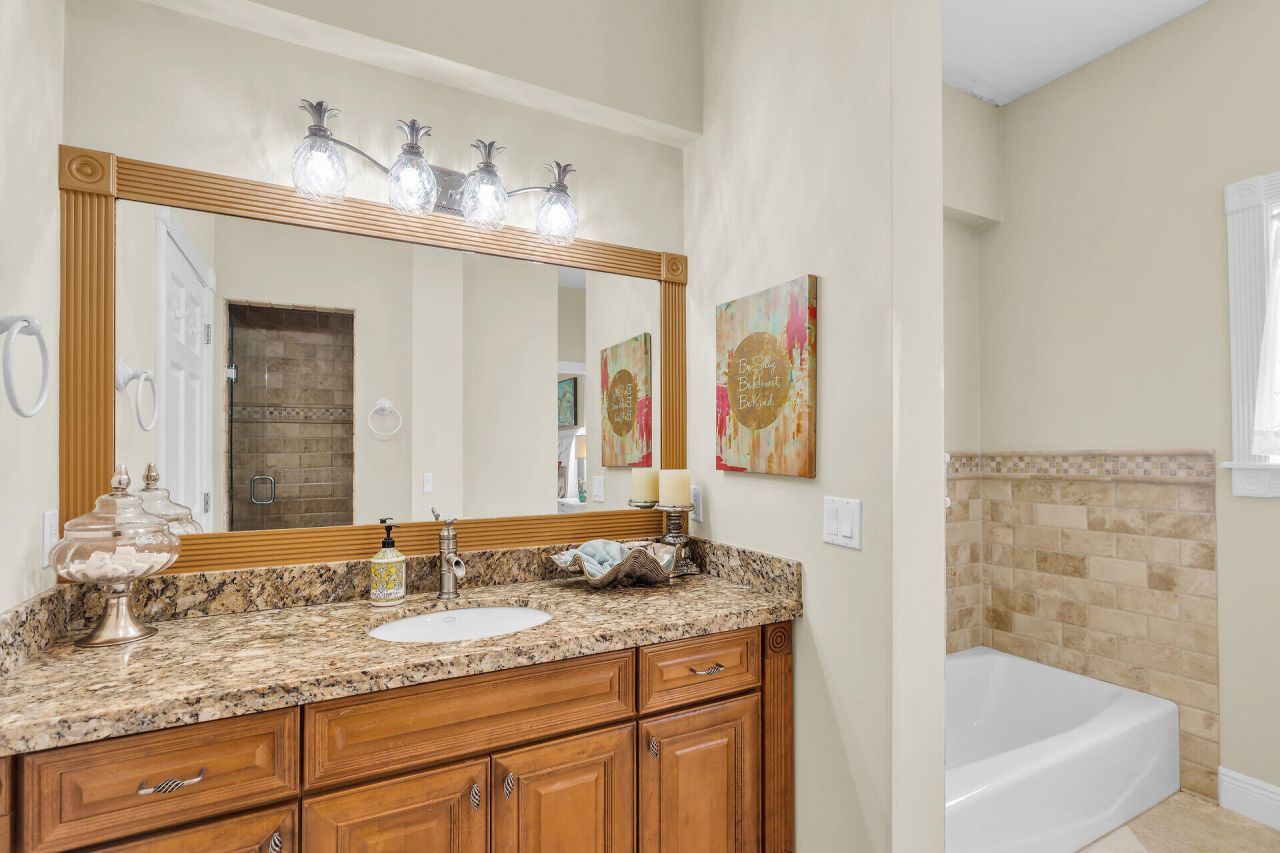 205 Stirrup Key Boulevard, Marathon, FL 33050 Photo