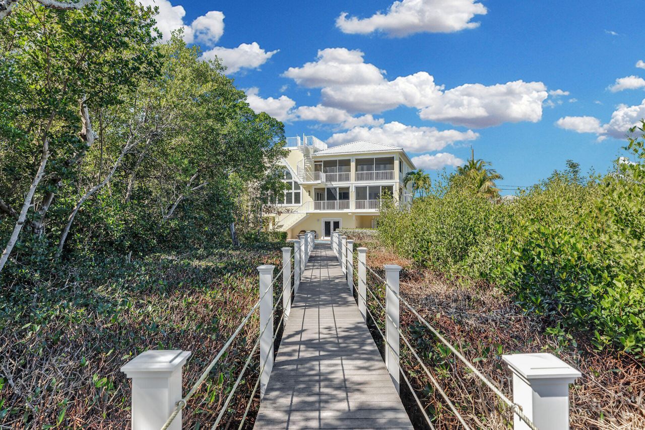 205 Stirrup Key Boulevard, Marathon, FL 33050 Photo