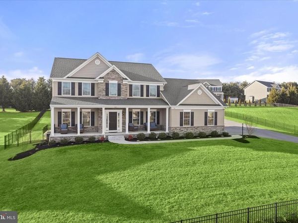 823 NELL DRIVE, SYKESVILLE, MD 21784