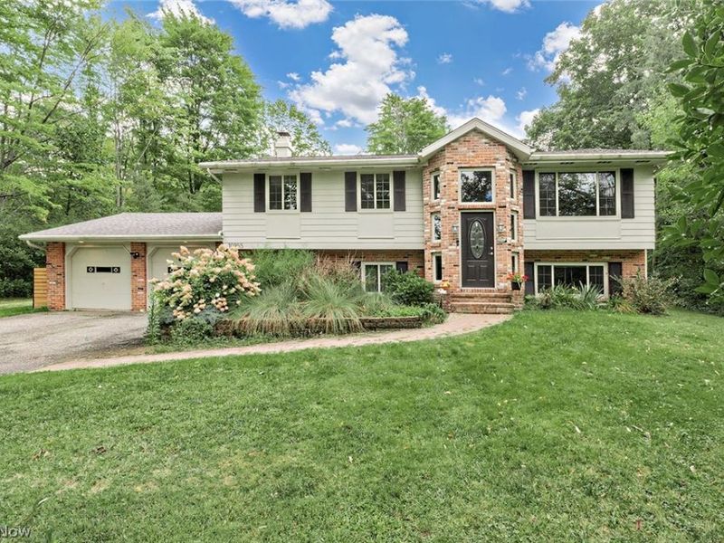 10955 Auburn Road, Chardon, OH 44024 Photo 1