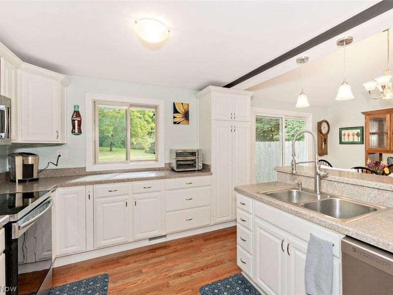 10955 Auburn Road, Chardon, OH 44024 Photo 11