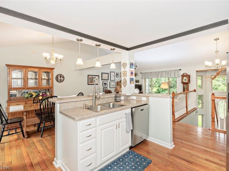 10955 Auburn Road, Chardon, OH 44024 Photo 13