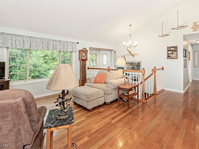 10955 Auburn Road, Chardon, OH 44024 Photo 4