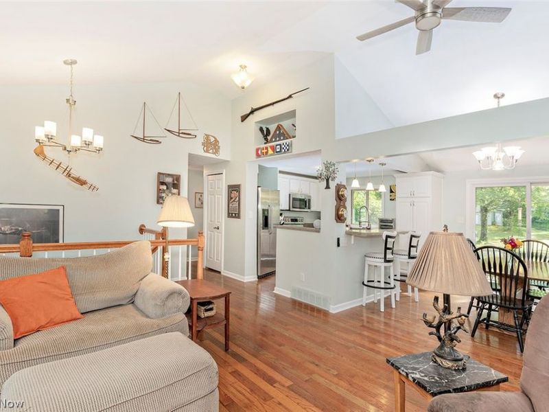 10955 Auburn Road, Chardon, OH 44024 Photo 7