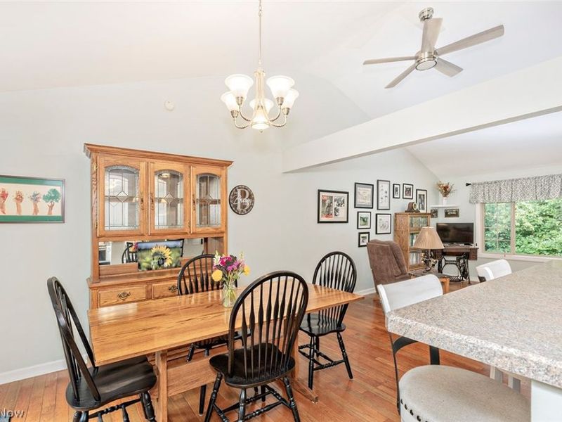 10955 Auburn Road, Chardon, OH 44024 Photo 9