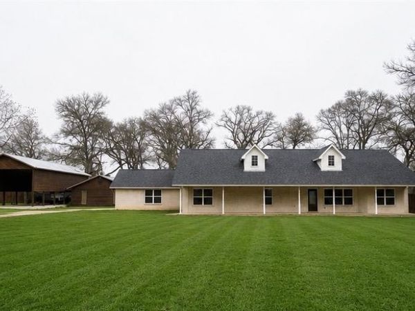 788 FM 2571, Smithville, TX 78957