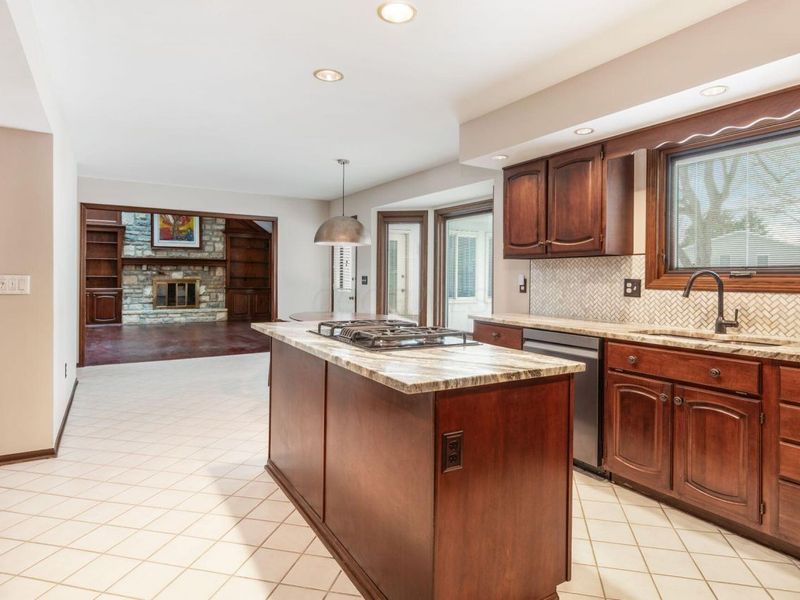 890 Pipestone Drive, Columbus, OH 43235 Photo 19