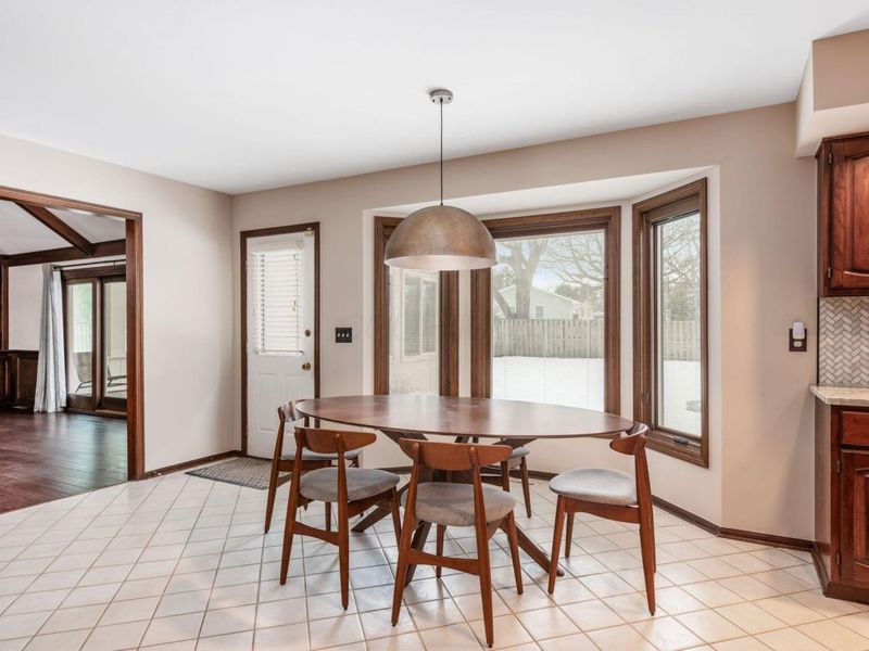 890 Pipestone Drive, Columbus, OH 43235 Photo 21