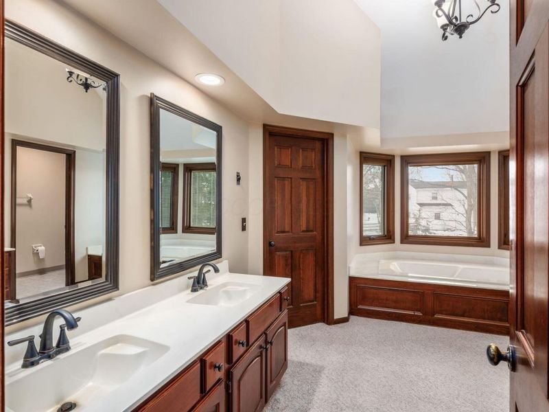 890 Pipestone Drive, Columbus, OH 43235 Photo 36