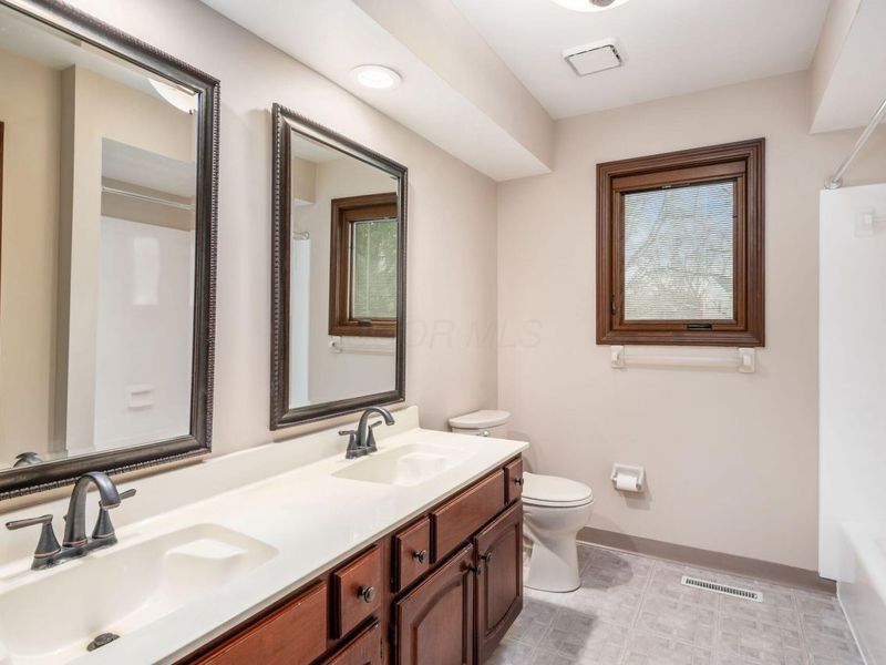 890 Pipestone Drive, Columbus, OH 43235 Photo 45