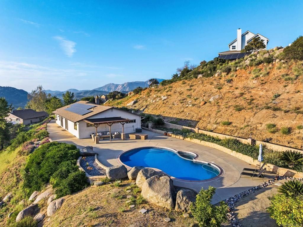 1259 Alpine Estates Pl, Alpine, CA 91901 Main Photo