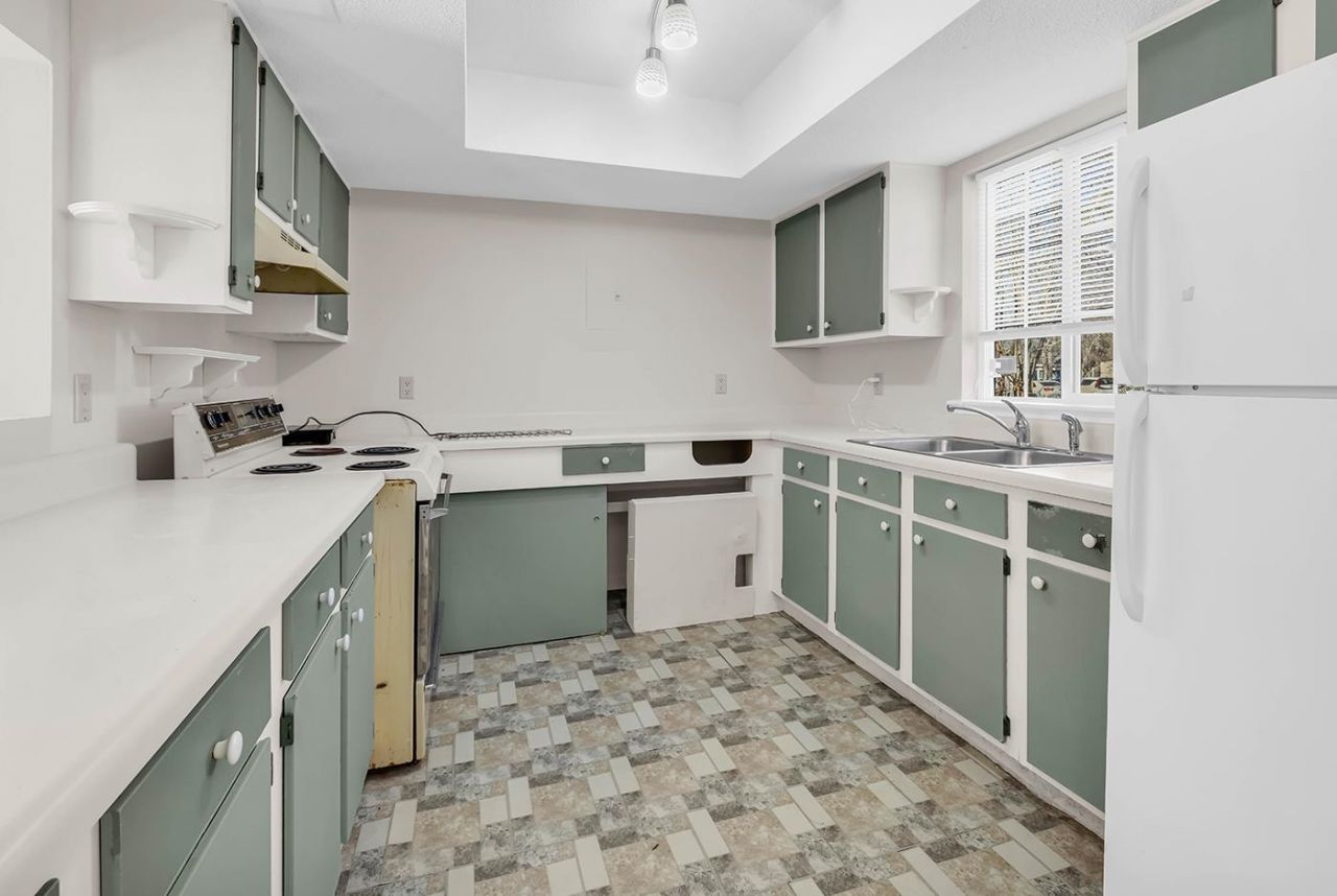 6632 Heron Point Rd. Photo 3