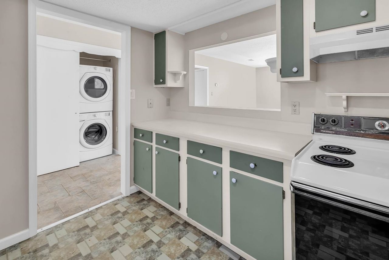 6632 Heron Point Rd. Photo 5