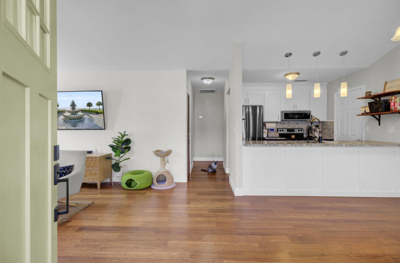 9631 Crosscut Drive Photo 4