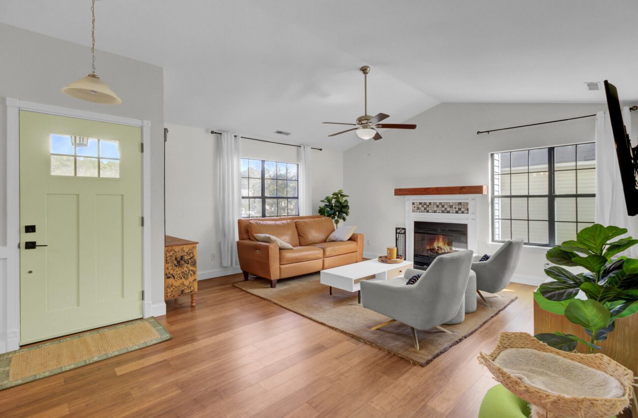 9631 Crosscut Drive Photo 7