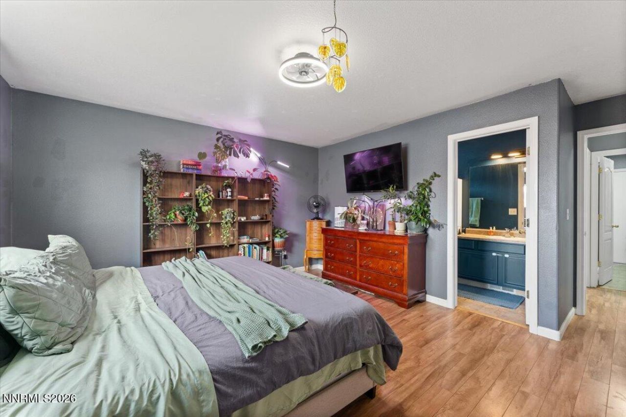 18213 Silverleaf Court, Reno, NV 89508 Photo