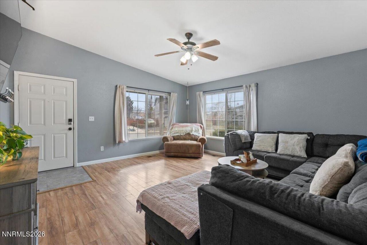 18213 Silverleaf Court, Reno, NV 89508 Photo