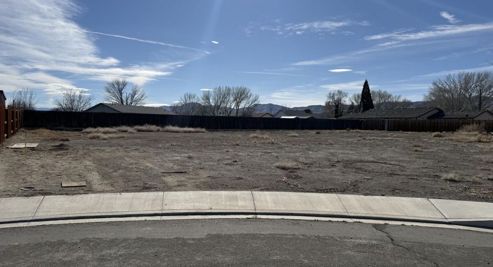 322 Copper Pointe Circle, Yerington, NV 89447 Photo