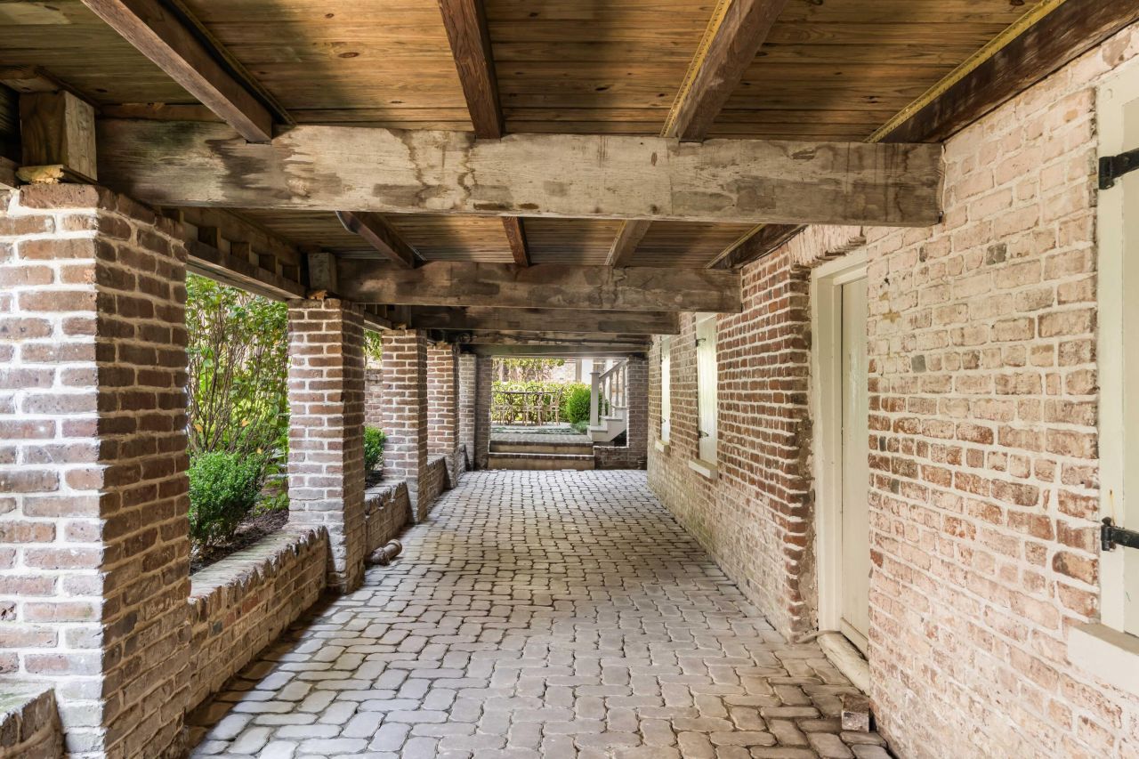 32 Society Street Photo 108