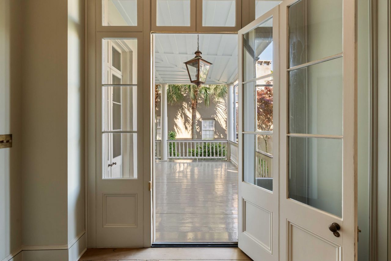 32 Society Street Photo 12