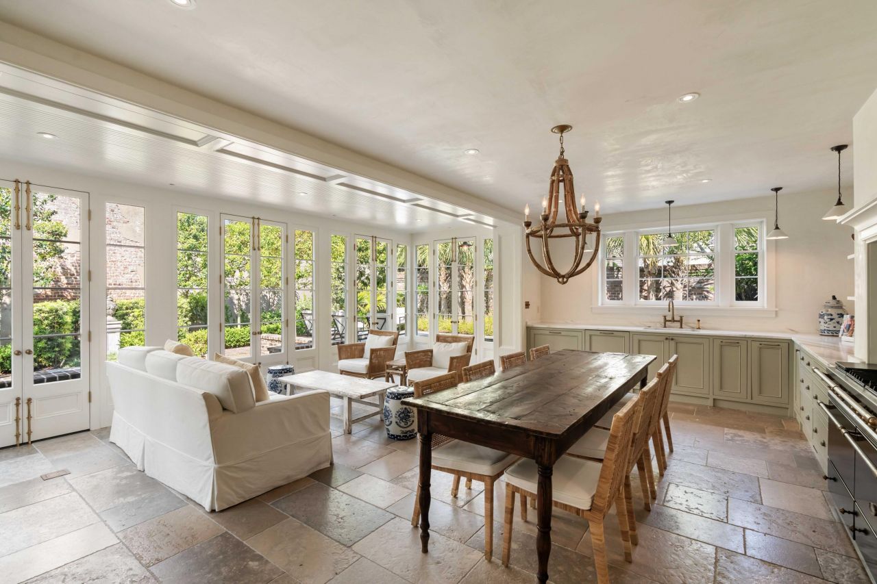 32 Society Street Photo 25