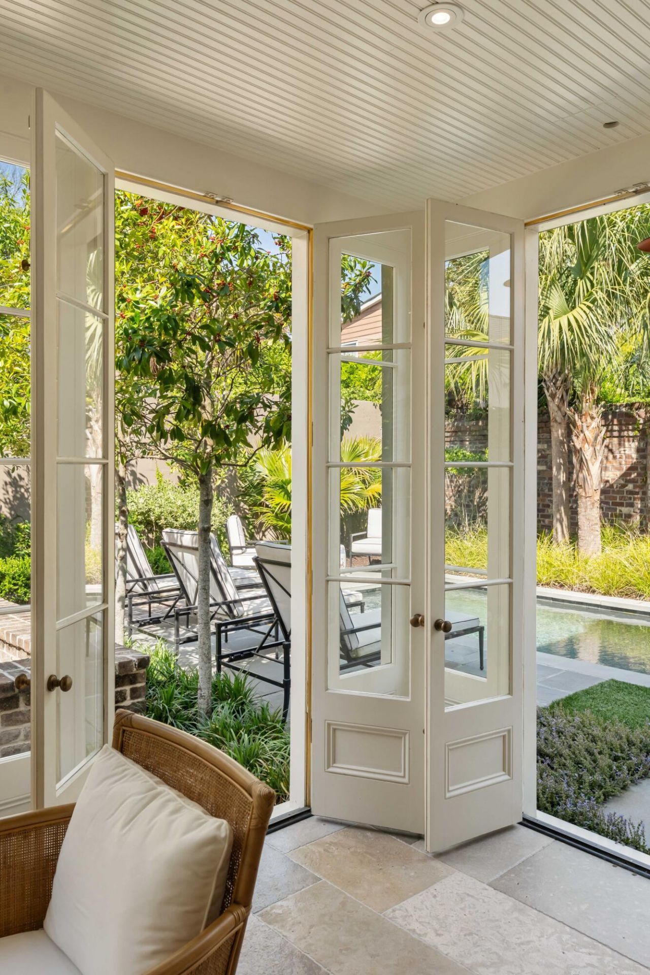 32 Society Street Photo 35