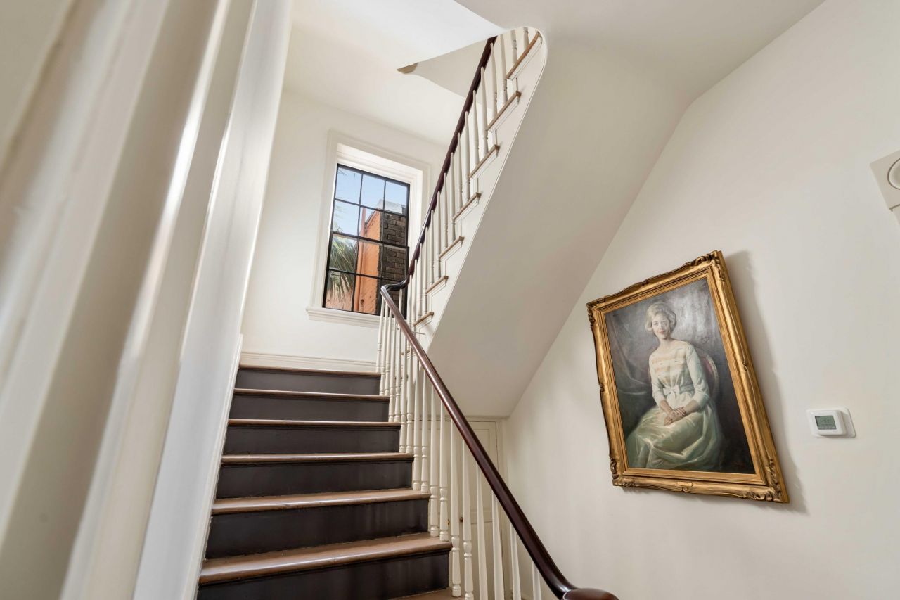 32 Society Street Photo 44